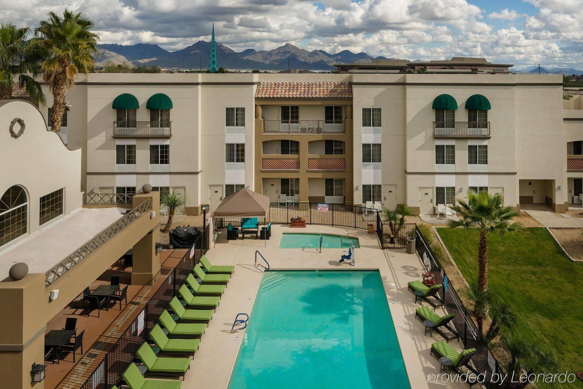 Hampton Inn & Suites Phoenix/Scottsdale Exterior foto